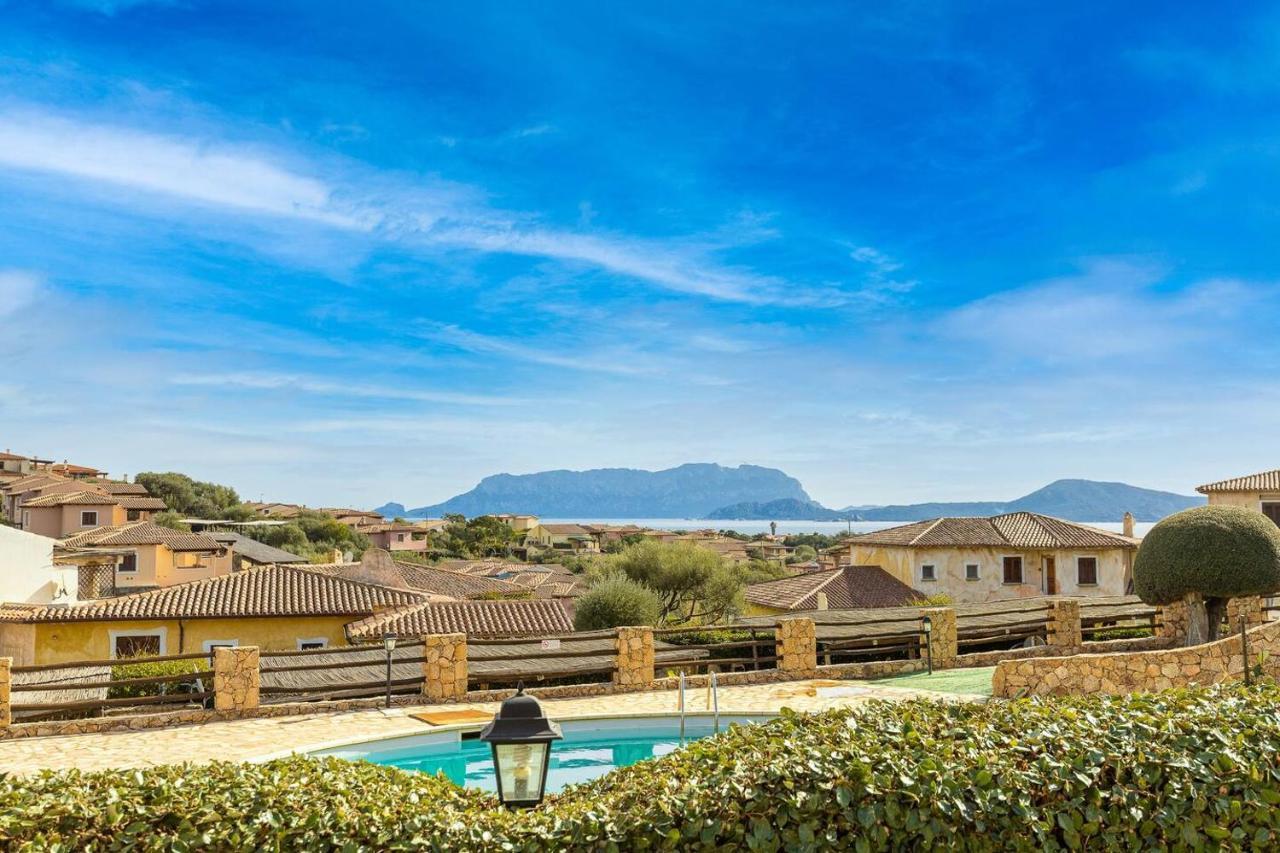 Casa Vacanze Lo Squalo Olbia Exterior foto